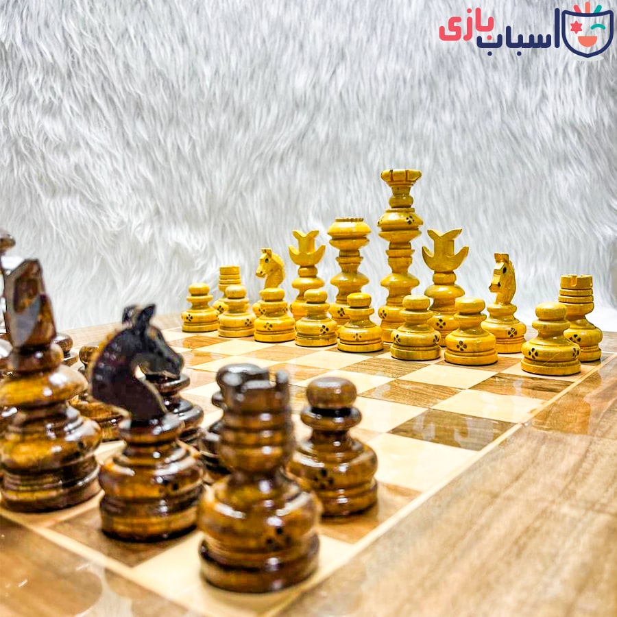 مهره شطرنج سلطنتی